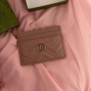 Gucci wallet. Great condition. Worn once.